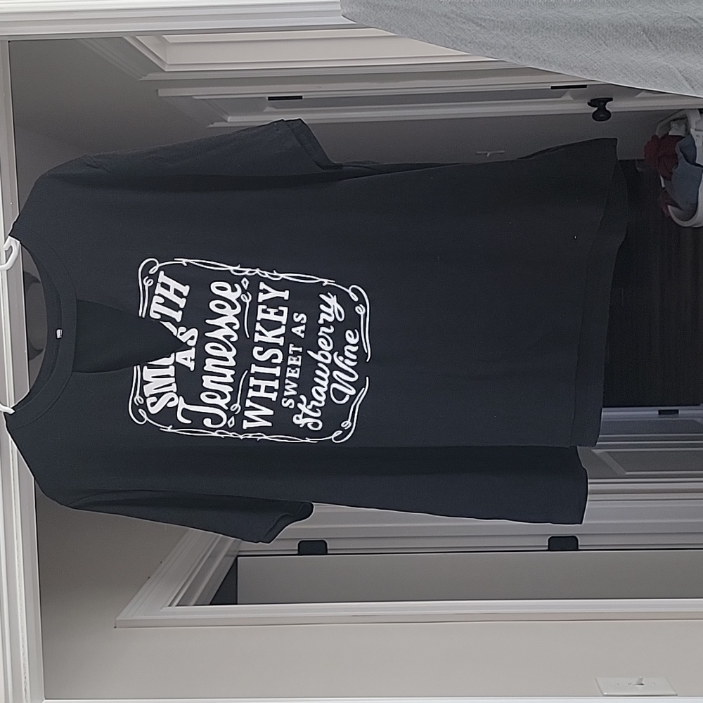 Women's shirt